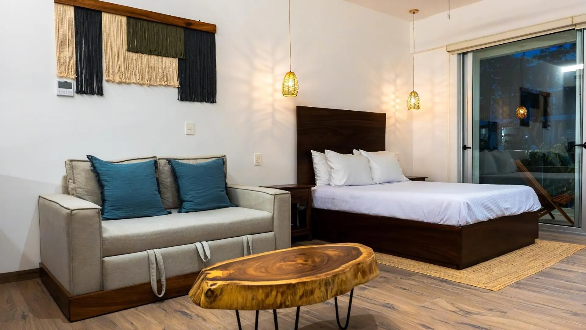 Hotel Emerald Escape Tl B103 Playa del Carmen Mexico